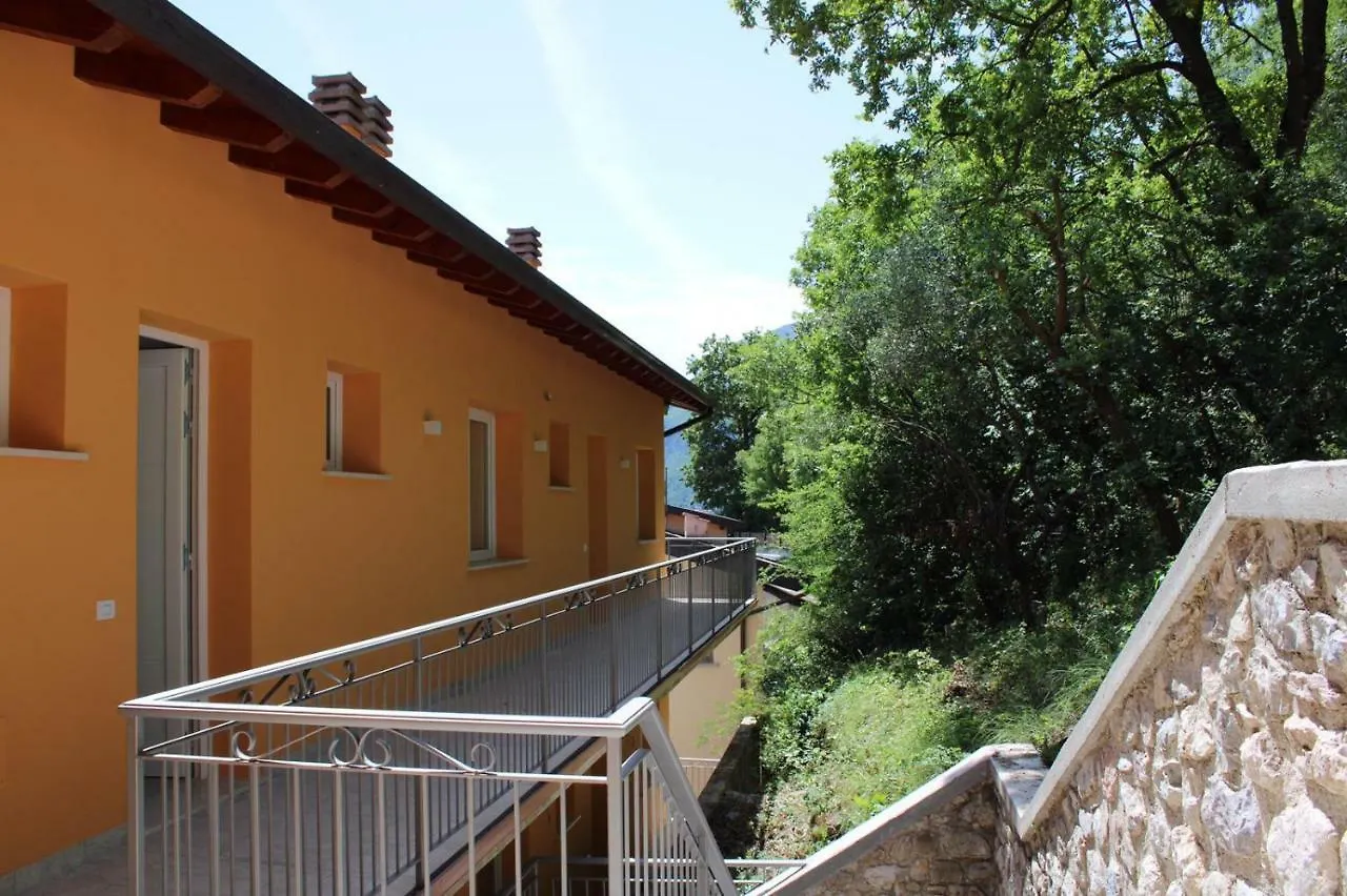 Appartamenti Morele Tignale Aparthotel